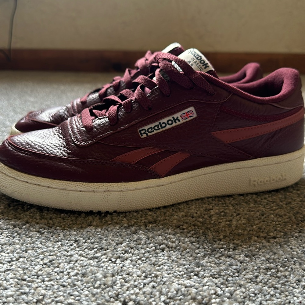 Reebok Classic Club C 85, maroon, size 11 men's